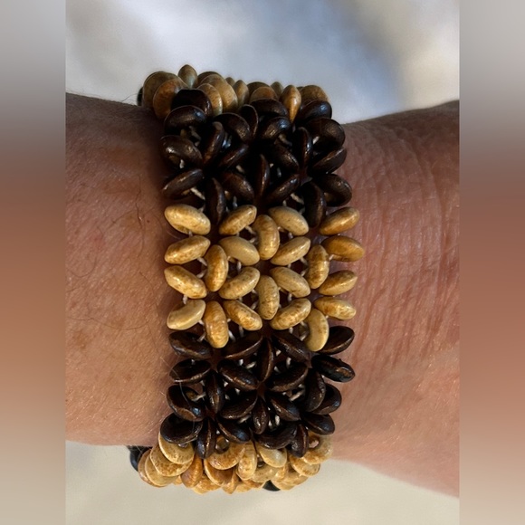 Womens Casual Beaded Bracelet - Picture 6 of 7